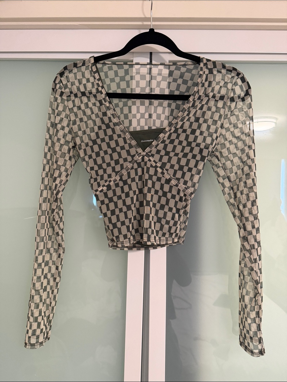 Abercrombie & Fitch Checker Mesh Long-Sleeve Crop Top - Green/Gray
